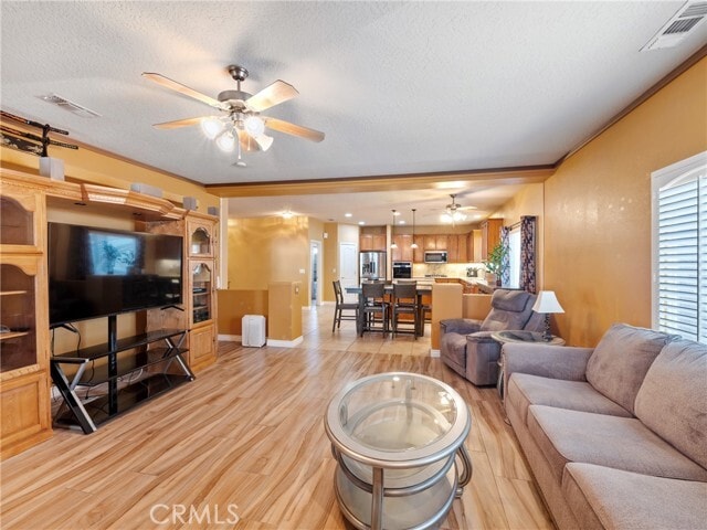 Building Photo - 14096 Branding Iron Dr