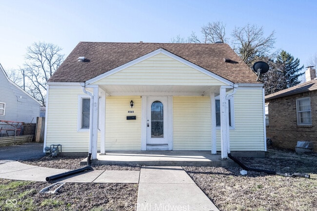 Building Photo - 4565 Brookville Rd