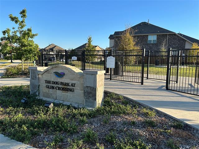 Building Photo - 1913 Renwick Dr