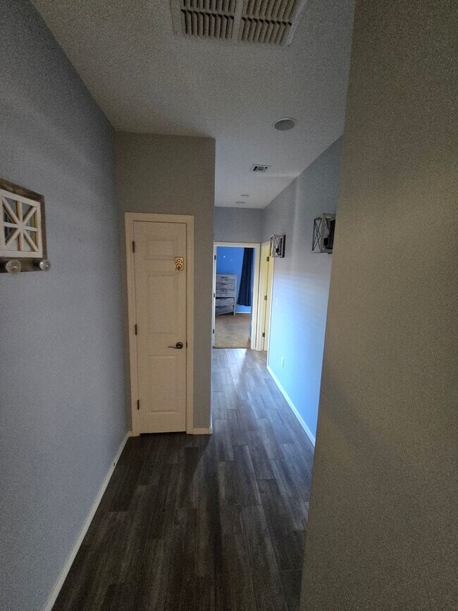 Building Photo - Must See 4 Bedroom Home in Sahuarita!  3 C...