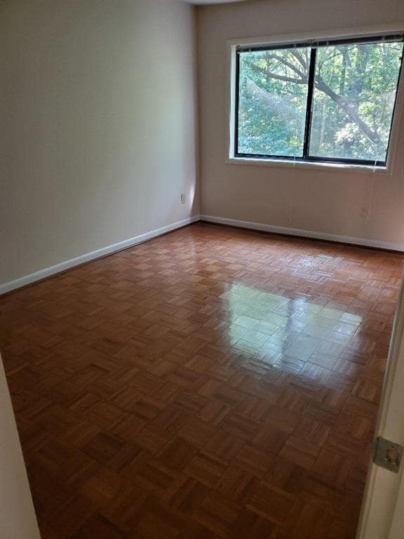 Building Photo - 1247 Druid Knoll Dr NE