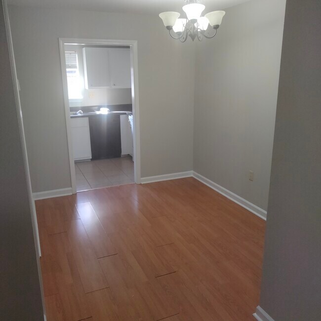 Building Photo - 1686 Brightside Dr