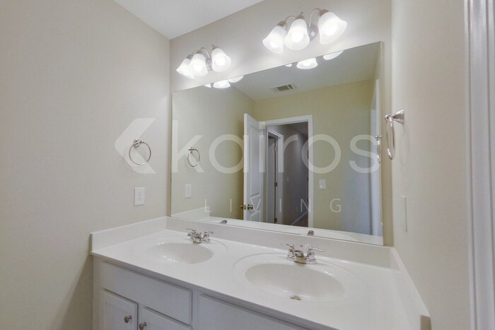 Building Photo - 7034 Foggy River Dr