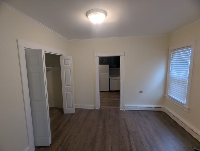 Building Photo - 110 Spring St