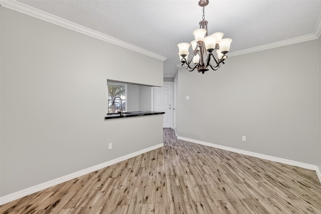 Building Photo - 14023 Bay Gardens Dr