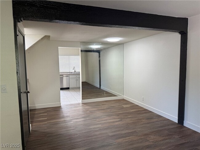 Building Photo - 3249 Liahona Way