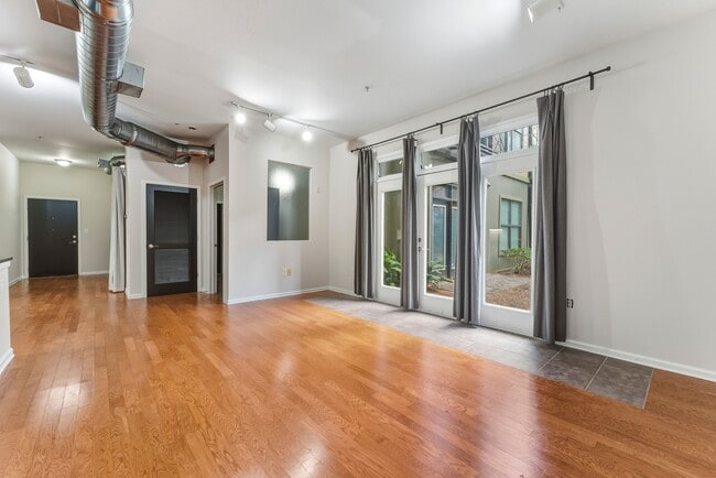 Building Photo - 5300 Peachtree Rd