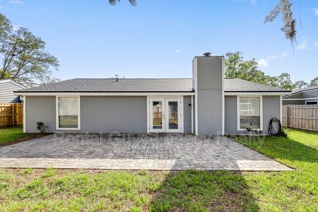 Building Photo - 10729 Squires Ct