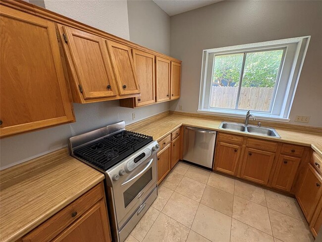 Building Photo - 12506 Turkey Ridge Ct
