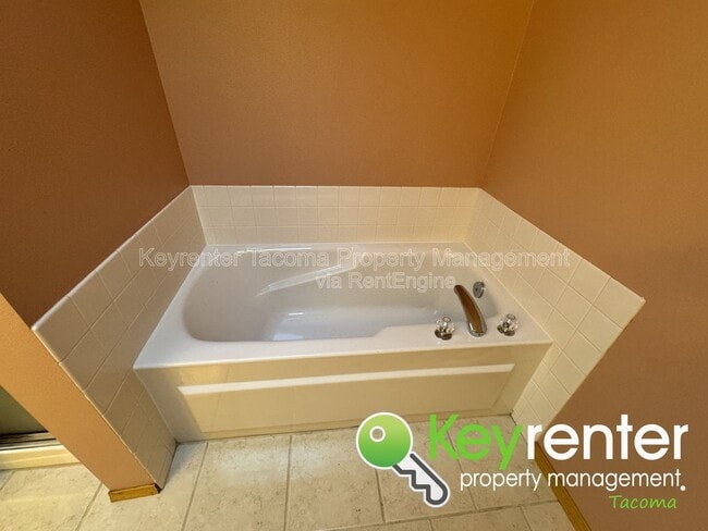 Building Photo - 19303 110th Ave Ct E