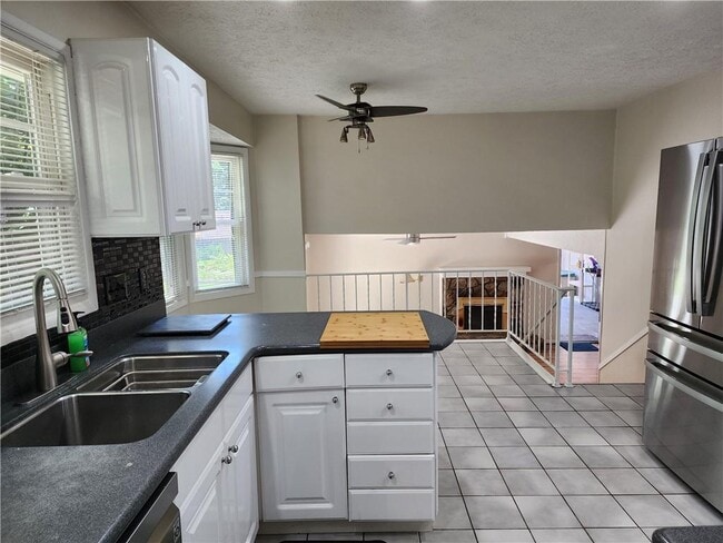 Building Photo - 3572 High Green Dr