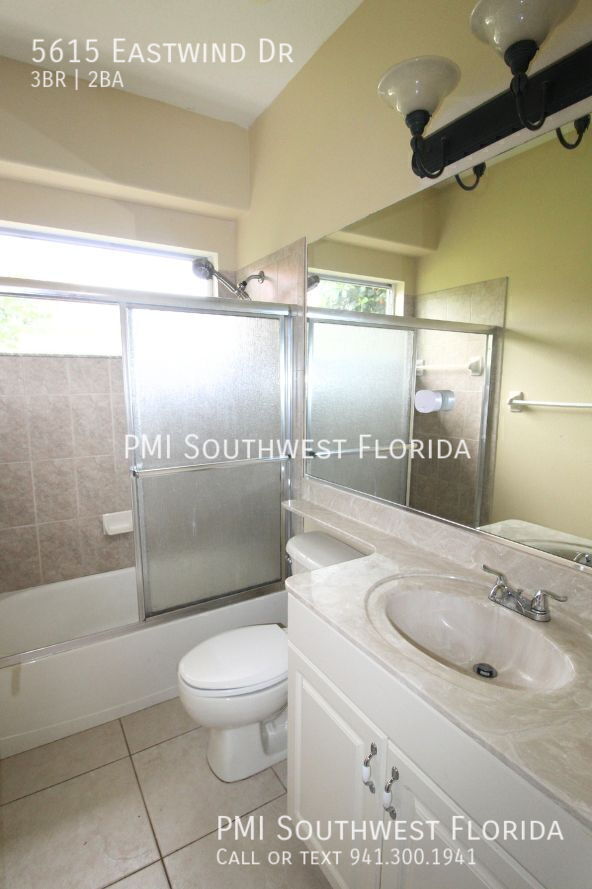 Building Photo - 5615 Eastwind Dr