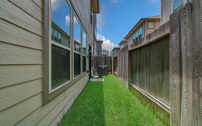 Building Photo - 3110 Longleaf Meadows Dr