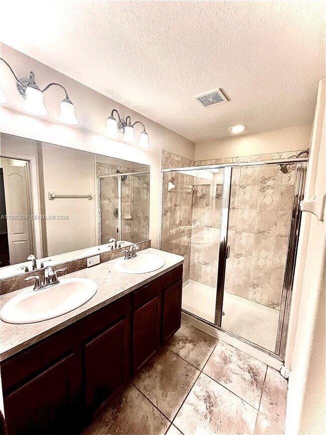 Building Photo - 3154 Rodrick Cir