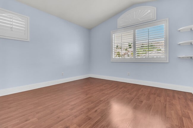 Building Photo - 29767 Southwood Ln