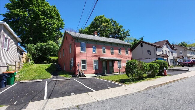 Building Photo - 94 E Main St