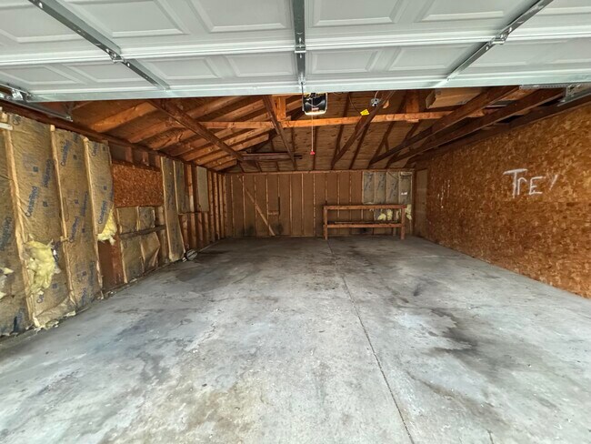 Building Photo - 6451 N 73rd St