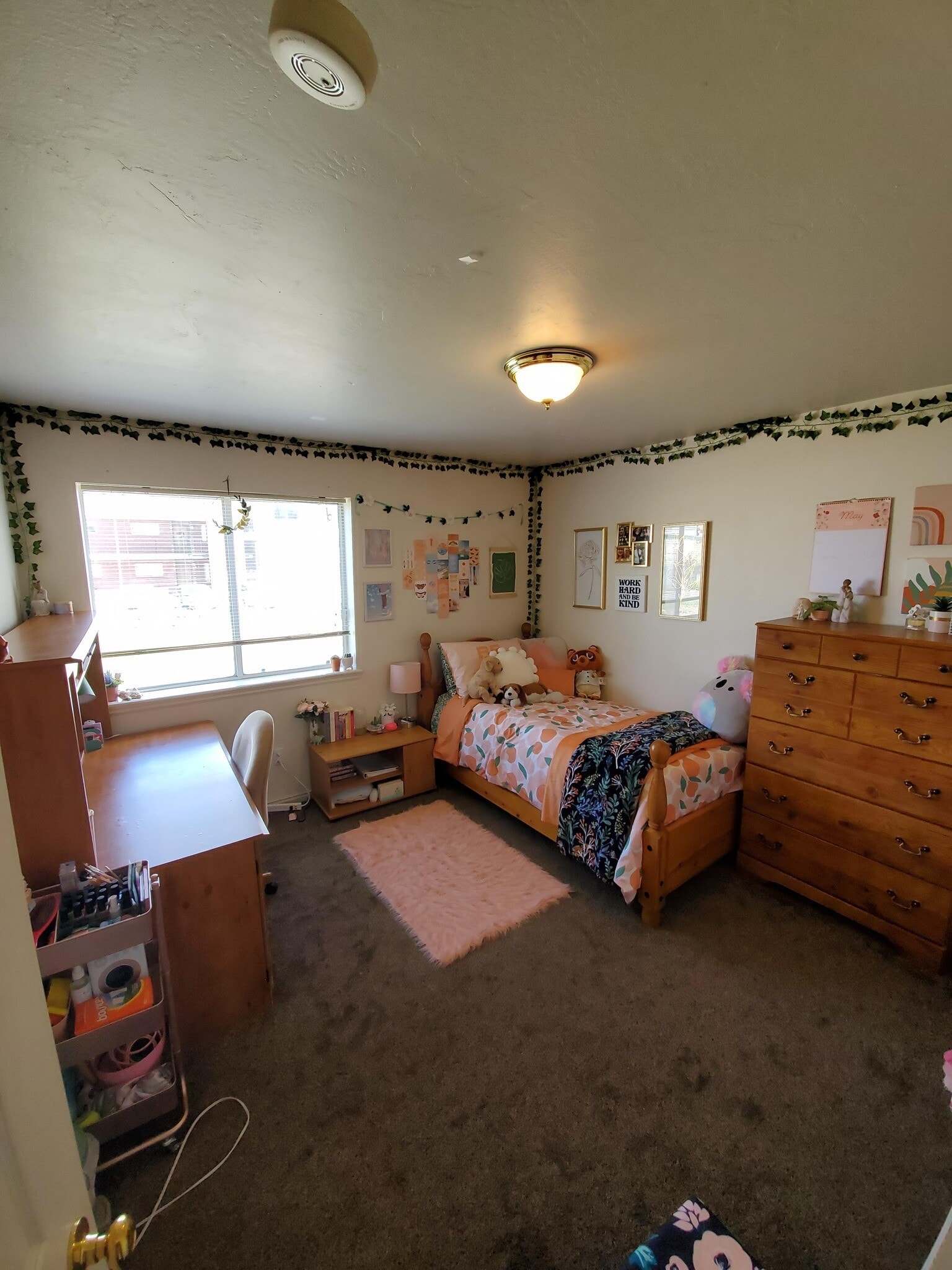 Building Photo - 577 North 100 West #103