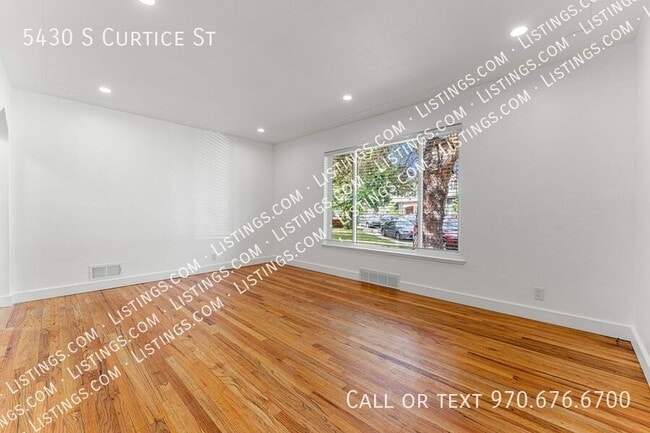 Building Photo - 5430 S Curtice St