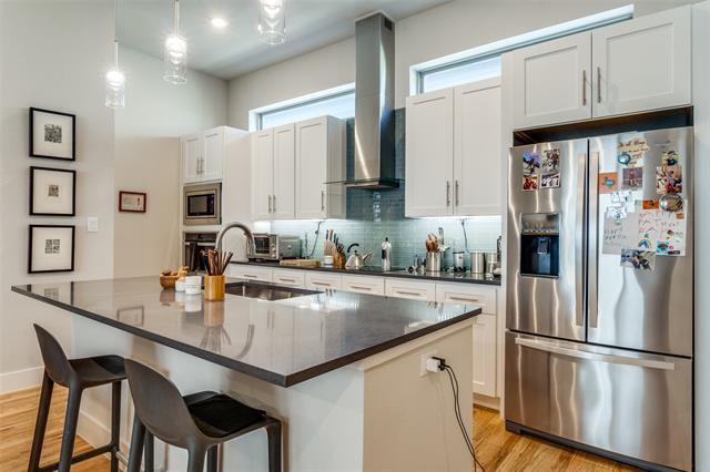 Building Photo - 5608 Lindell Ave