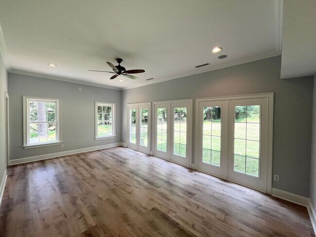 Building Photo - 1205 Enderbury Dr