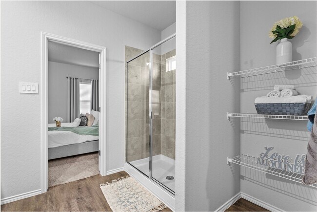 Building Photo - 10439 Lateleaf Oak