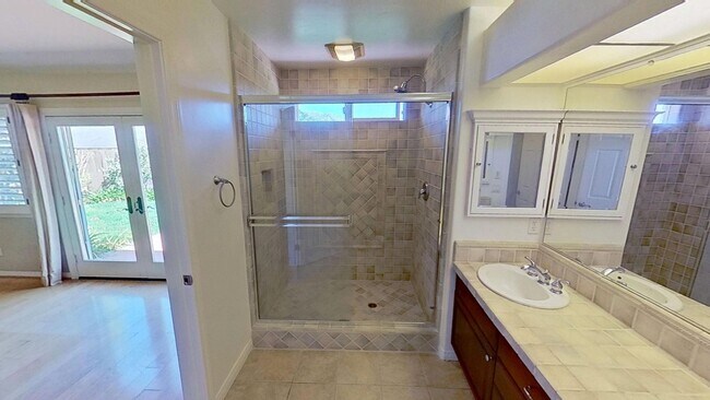 Building Photo - 7759 Jenna Dr