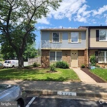 Building Photo - 3446 Brookville Ln