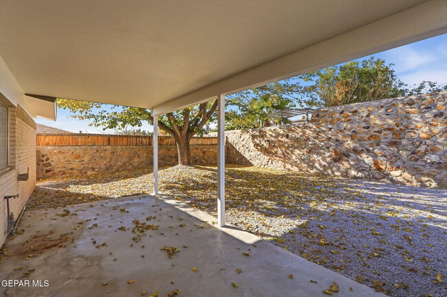 Building Photo - 7129 Orizaba Ave