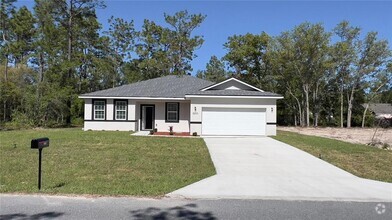 Building Photo - 8610 N Upland Dr