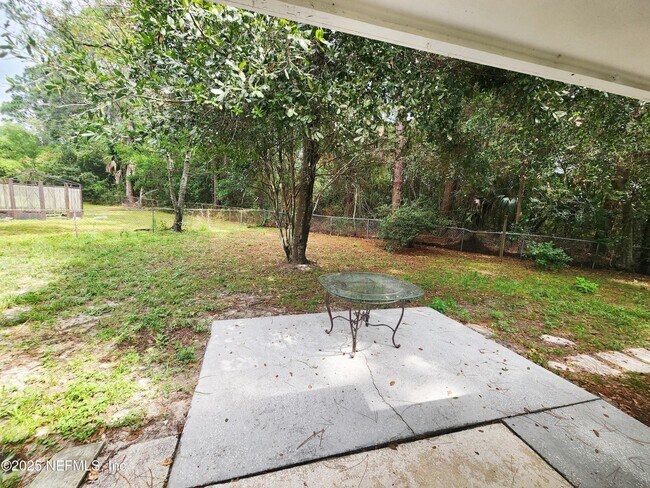 Building Photo - 10235 Monaco Dr