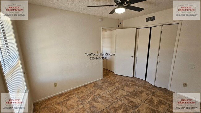 Building Photo - 1st Ave & Irvington Rd area 3 bedroom with AC