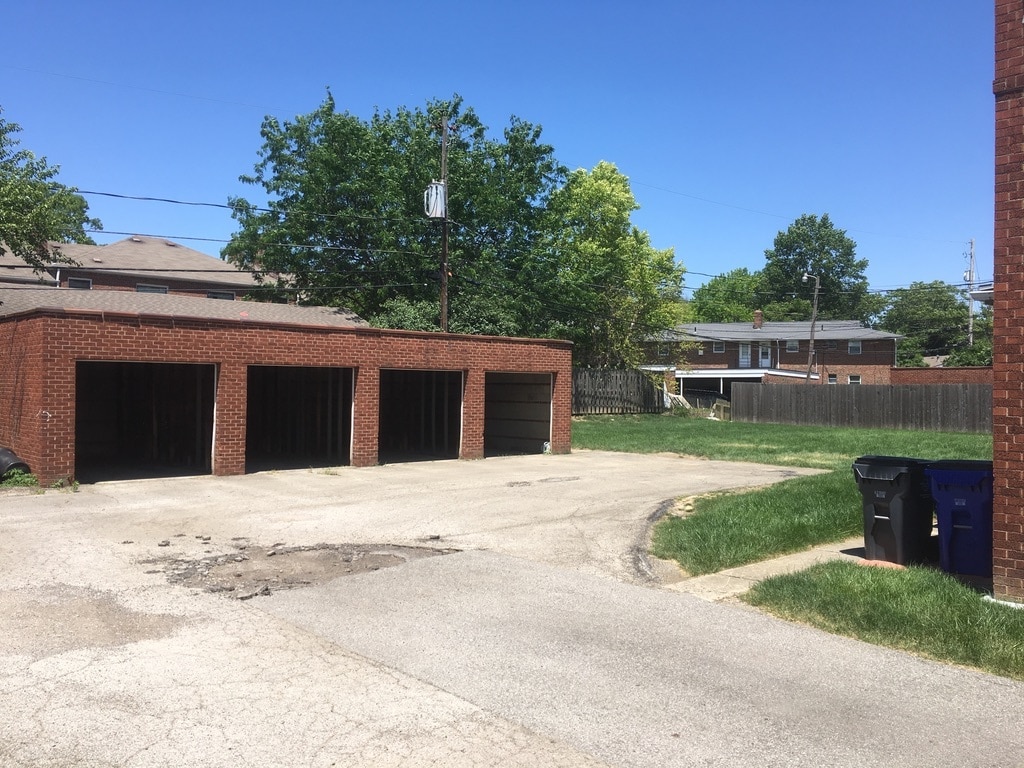 Building Photo - 1869 N Star Rd