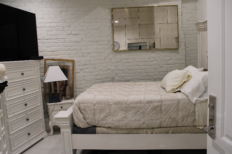 Building Photo - 1731 21st St NW