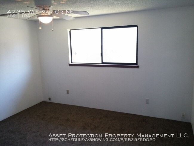 Building Photo - Adorable Duplex with Private Yard and Garage