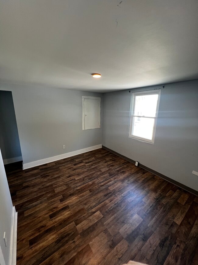 Building Photo - 217 McGarity St