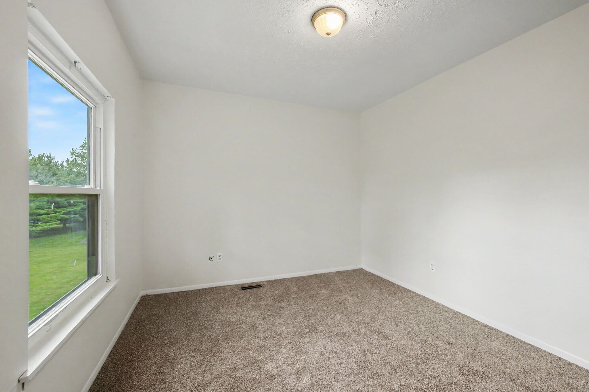 Building Photo - 7711 Brams Hill Dr