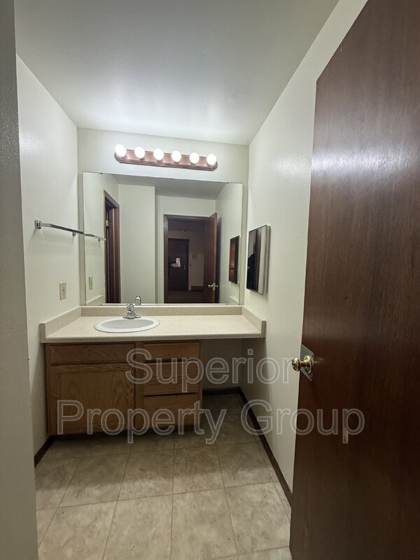 Building Photo - 2404 Independence Ln