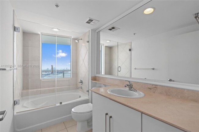 Building Photo - 335 S Biscayne Blvd