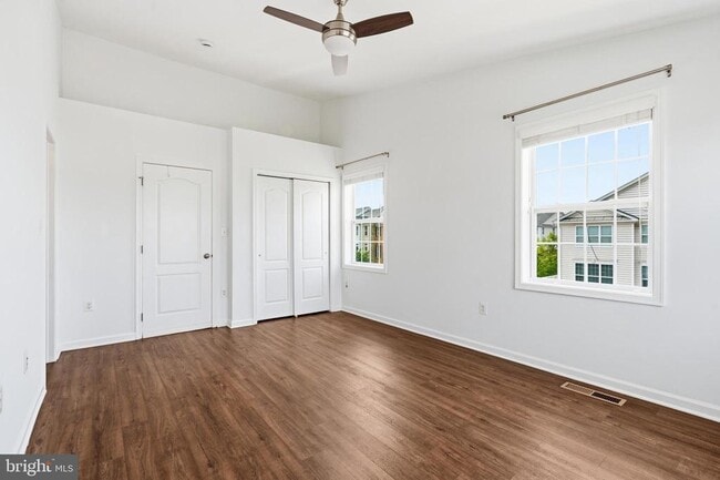 Building Photo - 23167 Flora Mure Dr