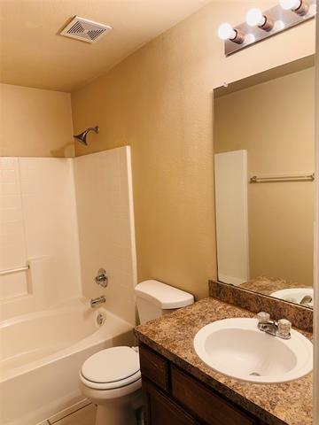 Building Photo - 11956 Kingsville Dr