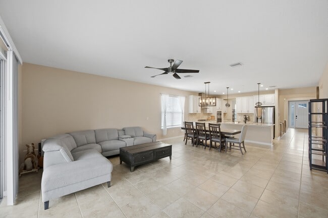 Building Photo - 5816 Brunner Ct