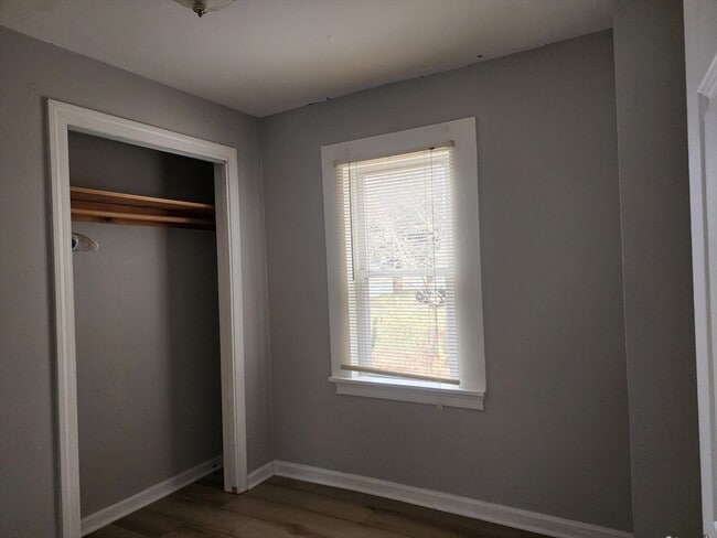 Building Photo - 100 Wyman St