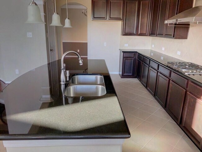 Building Photo - 20111 Ivory Valley Ln