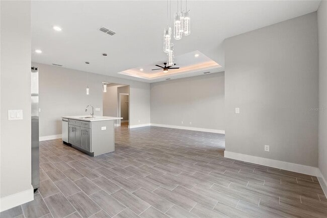 Building Photo - 149 Golf Aire Blvd