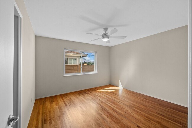 Building Photo - Lovely Del Cerro Home w/Solar and A/C