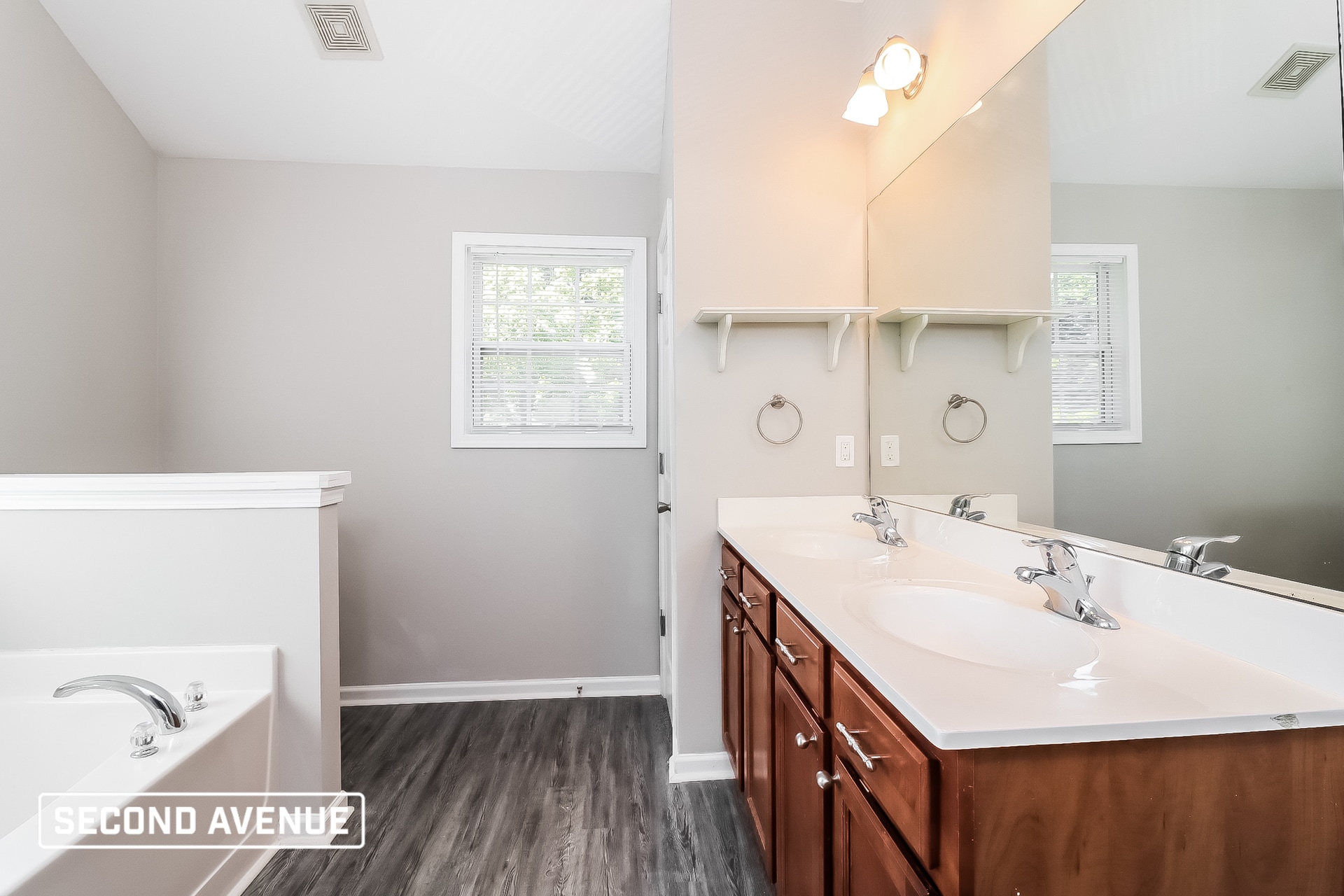 Building Photo - 1920 Ripple Creek Ct SW