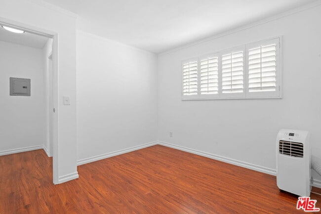 Building Photo - 2109 S Marvin Ave