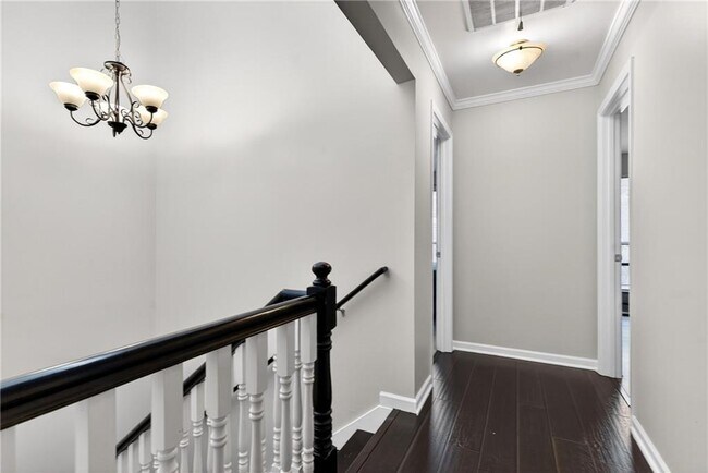 Building Photo - 6393 Hawthorne Terrace