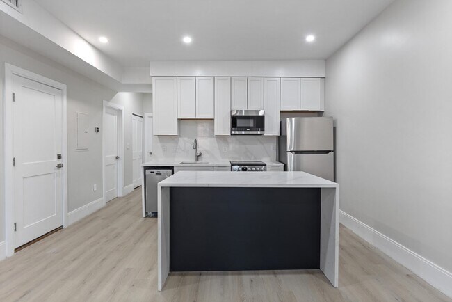 Building Photo - 279 Shawmut Ave